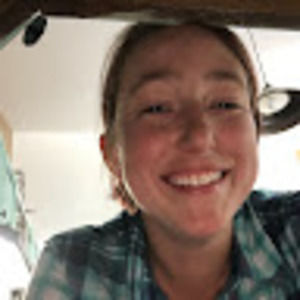 Meet your Posher, Desiree